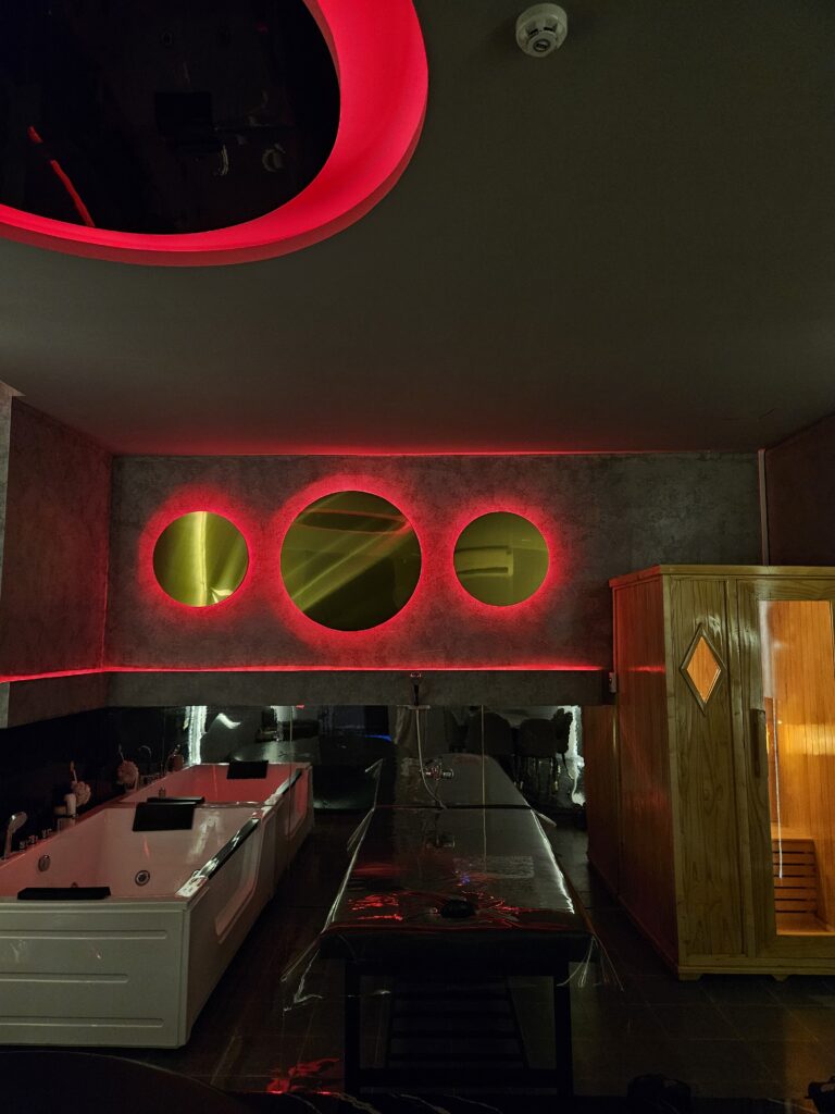 Danang Yojung Spa sauna room and massage bed VIP spa facility